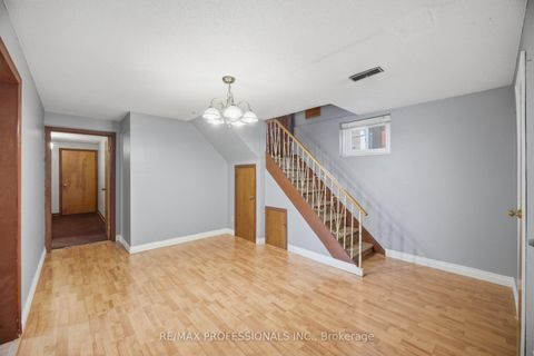 Photo 29 at 171 Regina Avenue, Lawrence, Toronto