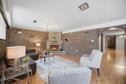 Photo 36 at 171 Regina Avenue, Lawrence, Toronto