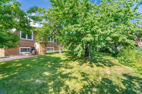 Photo 44 at 171 Regina Avenue, Lawrence, Toronto