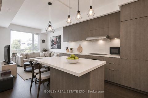 Photo 3 at 209 - 223 St Clair Avenue, Casa Loma, Toronto