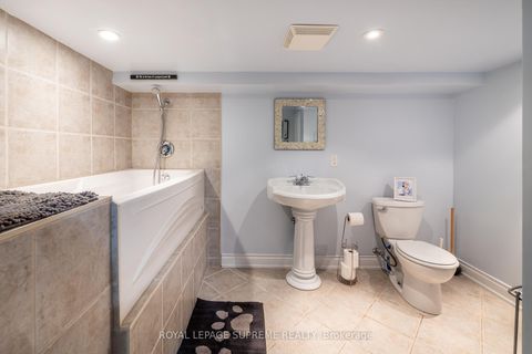 Photo 40 at 88 Empress Road, Maple, Vaughan