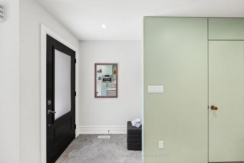 Photo 8 at 38 Shaftesbury Avenue, Moore Park, Toronto