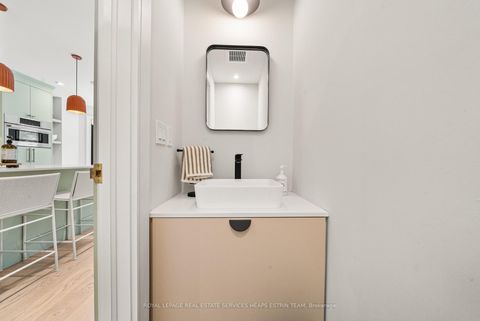 Photo 9 at 38 Shaftesbury Avenue, Moore Park, Toronto