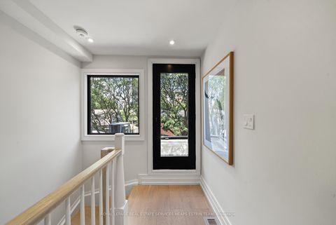 Photo 11 at 38 Shaftesbury Avenue, Moore Park, Toronto