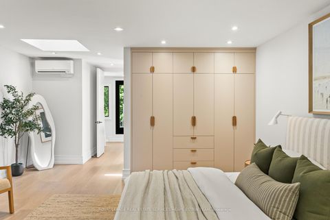 Photo 14 at 38 Shaftesbury Avenue, Moore Park, Toronto