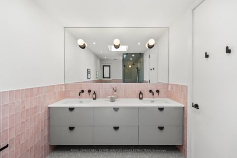 Photo 16 at 38 Shaftesbury Avenue, Moore Park, Toronto