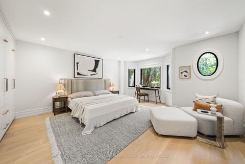 Photo 18 at 38 Shaftesbury Avenue, Moore Park, Toronto