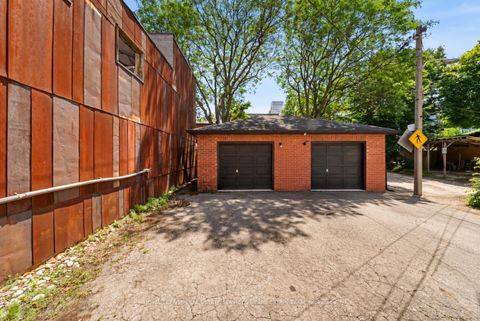Photo 32 at 38 Shaftesbury Avenue, Moore Park, Toronto