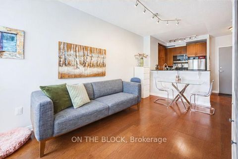 Photo 4 at 107 - 2495 Dundas Street W, High Park North, Toronto