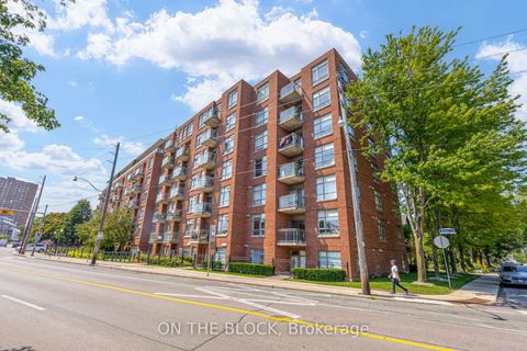 Photo 34 at 107 - 2495 Dundas Street W, High Park North, Toronto