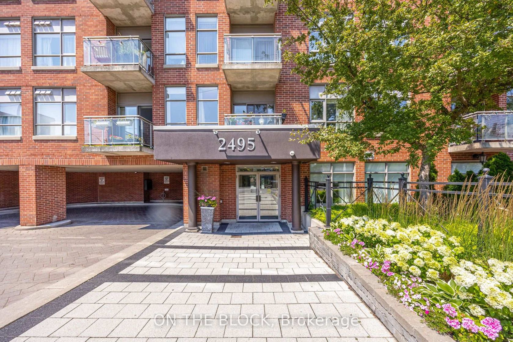 107 - 2495 Dundas Street W, High Park North, Toronto 