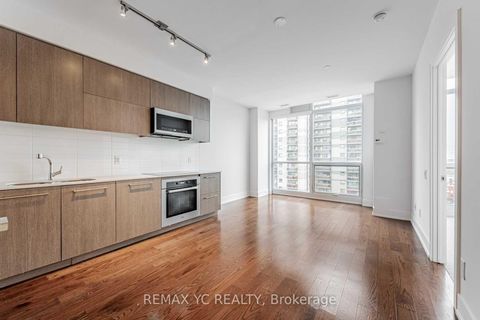 Photo 5 at 1104 - 170 Avenue Road, Annex, Toronto
