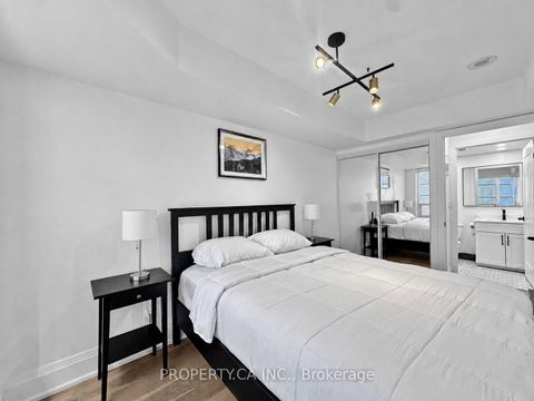 Photo 12 at 329 - 250 Wellington Street, Waterfront Communities C1, Toronto