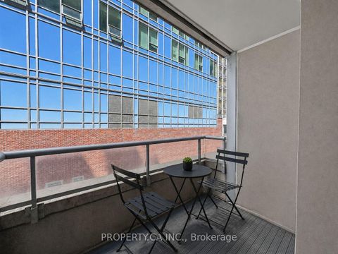 Photo 17 at 329 - 250 Wellington Street, Waterfront Communities C1, Toronto
