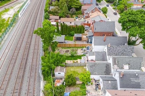 Photo 22 at 39 Holley Avenue, Weston, Toronto