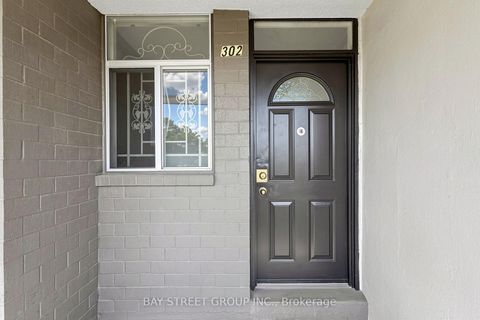 Photo 4 at 302 - 55 Sunny Glenway, Flemingdon Park, Toronto