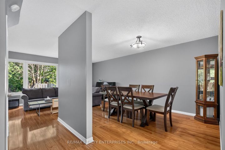 Photo 12 at 86 Bow River Crescent, Streetsville, Mississauga