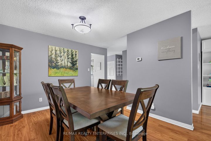 Photo 14 at 86 Bow River Crescent, Streetsville, Mississauga