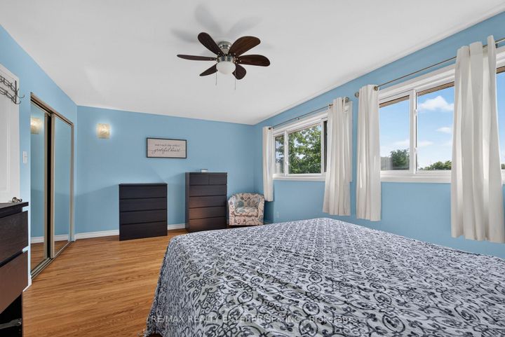 Photo 27 at 86 Bow River Crescent, Streetsville, Mississauga