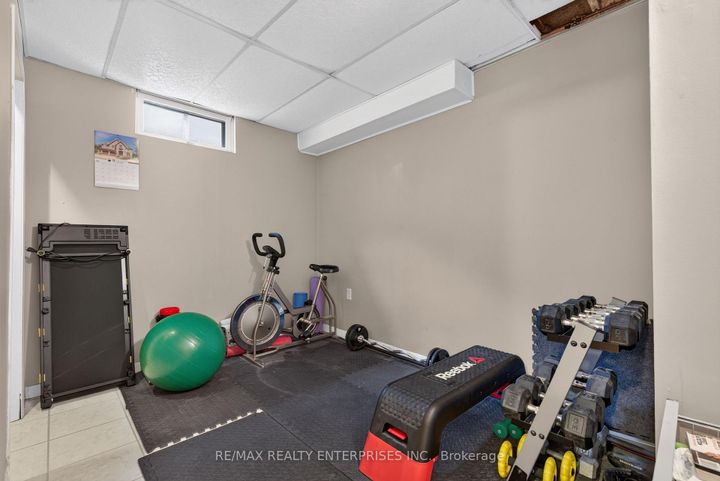 Photo 35 at 86 Bow River Crescent, Streetsville, Mississauga