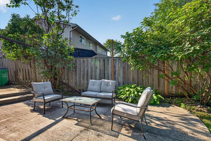 Photo 45 at 86 Bow River Crescent, Streetsville, Mississauga