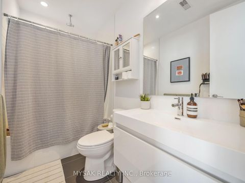 Photo 9 at 427 Crawford Street, Little Italy, Toronto
