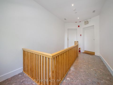 Photo 33 at 427 Crawford Street, Little Italy, Toronto