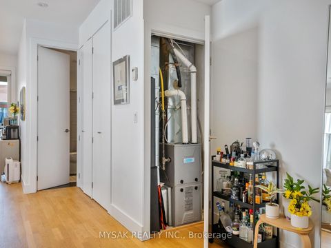 Photo 46 at 427 Crawford Street, Little Italy, Toronto