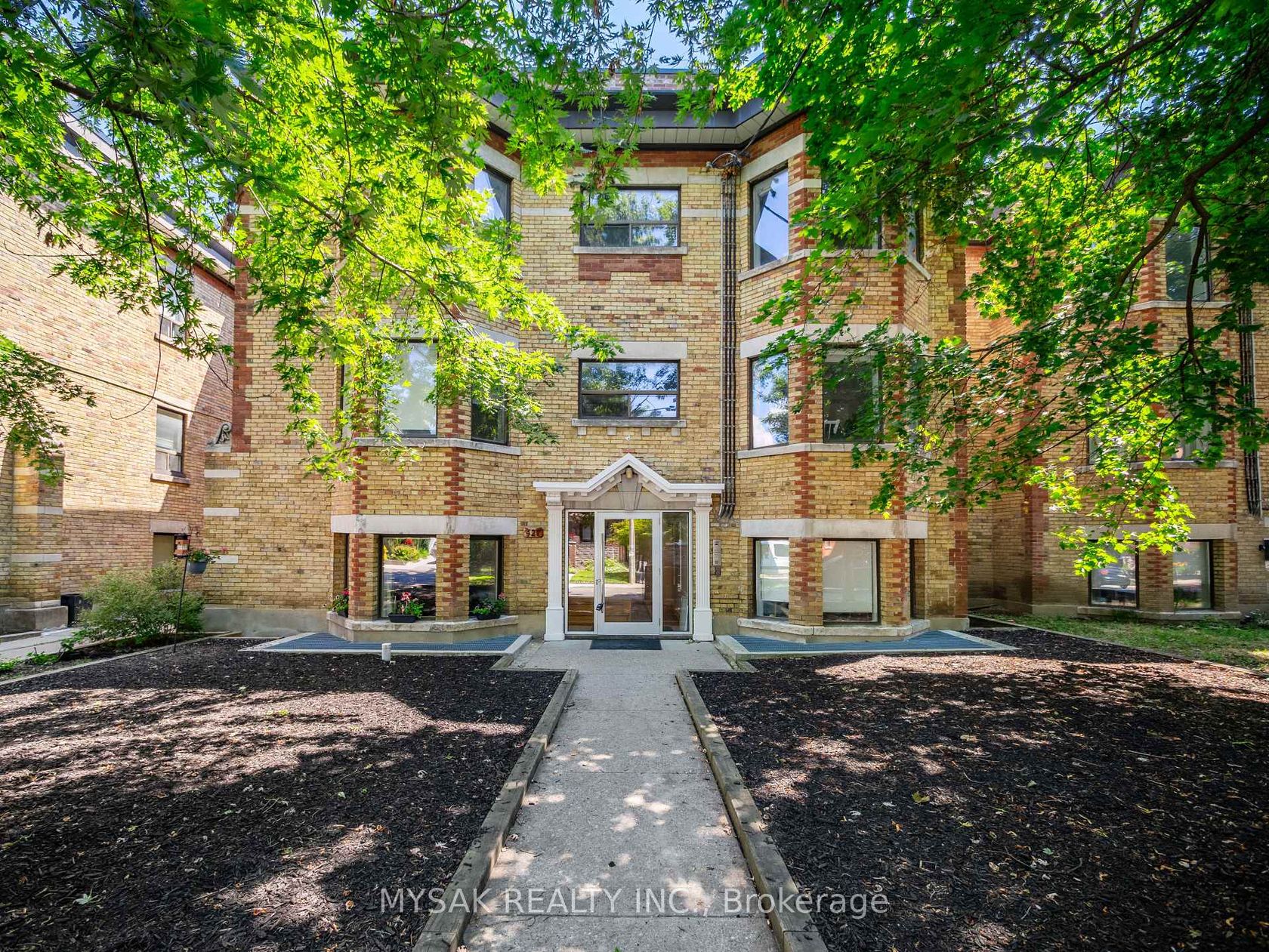 427 Crawford Street, Little Italy, Toronto 