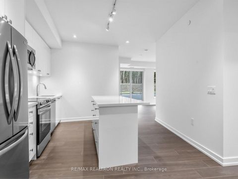Photo 11 at 101 - 333 Sunseeker Avenue, Rural Innisfil, Innisfil