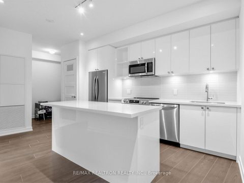 Photo 13 at 101 - 333 Sunseeker Avenue, Rural Innisfil, Innisfil