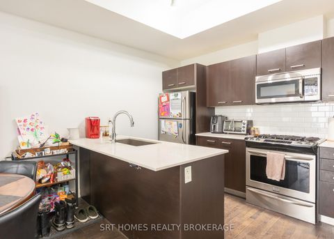 Photo 4 at 3 - 1321 Gerrard Street E, Coxwell, Toronto