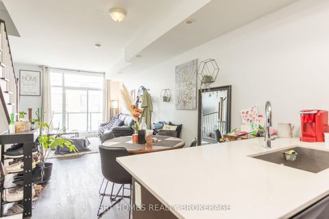 Photo 6 at 3 - 1321 Gerrard Street E, Coxwell, Toronto