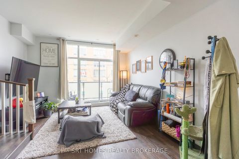 Photo 8 at 3 - 1321 Gerrard Street E, Coxwell, Toronto