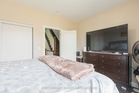 Photo 16 at 3 - 1321 Gerrard Street E, Coxwell, Toronto