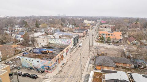 Photo 32 at 3 - 1321 Gerrard Street E, Coxwell, Toronto