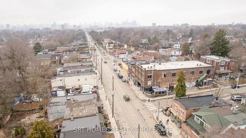 Photo 34 at 3 - 1321 Gerrard Street E, Coxwell, Toronto