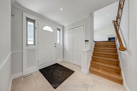 Photo 5 at 99 Grantbrook Street, Newtonbrook West, Toronto