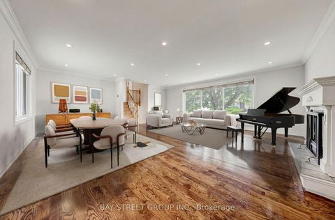 Photo 6 at 99 Grantbrook Street, Newtonbrook West, Toronto