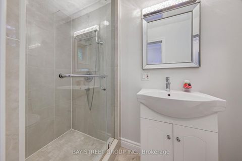 Photo 24 at 99 Grantbrook Street, Newtonbrook West, Toronto