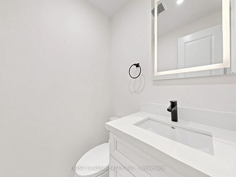 Photo 6 at 38 - 850 Huntingwood Drive, L'Amoreaux, Toronto