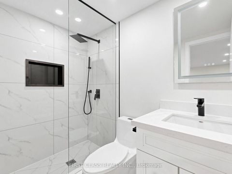 Photo 20 at 38 - 850 Huntingwood Drive, L'Amoreaux, Toronto