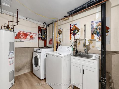 Photo 28 at 38 - 850 Huntingwood Drive, L'Amoreaux, Toronto