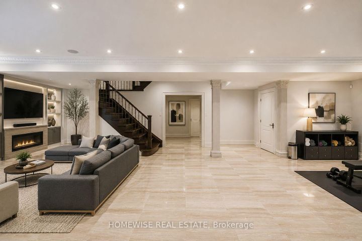 Photo 16 at 2706 Bayview Avenue, Windfields, Toronto