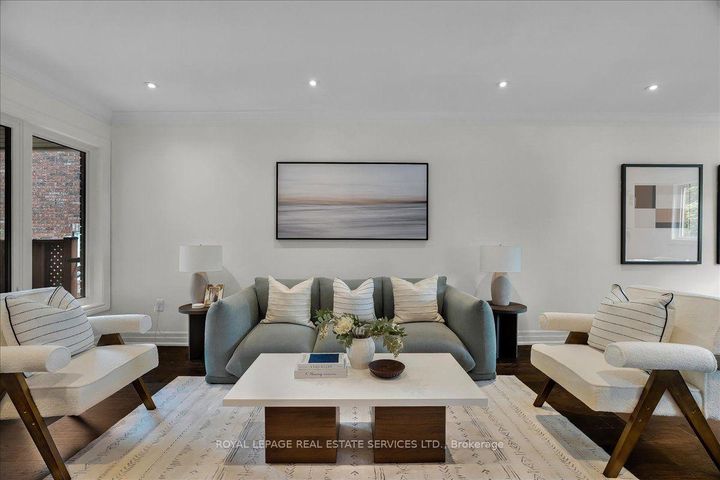 Photo 2 at 3896 Densbury Drive, Lisgar, Mississauga