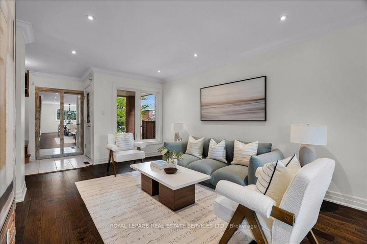 Photo 3 at 3896 Densbury Drive, Lisgar, Mississauga
