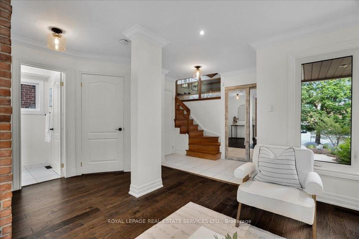 Photo 6 at 3896 Densbury Drive, Lisgar, Mississauga