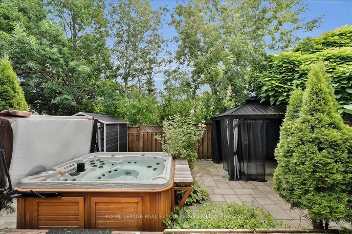 Photo 20 at 3896 Densbury Drive, Lisgar, Mississauga