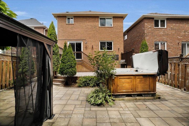 Photo 21 at 3896 Densbury Drive, Lisgar, Mississauga