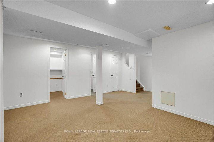 Photo 43 at 3896 Densbury Drive, Lisgar, Mississauga